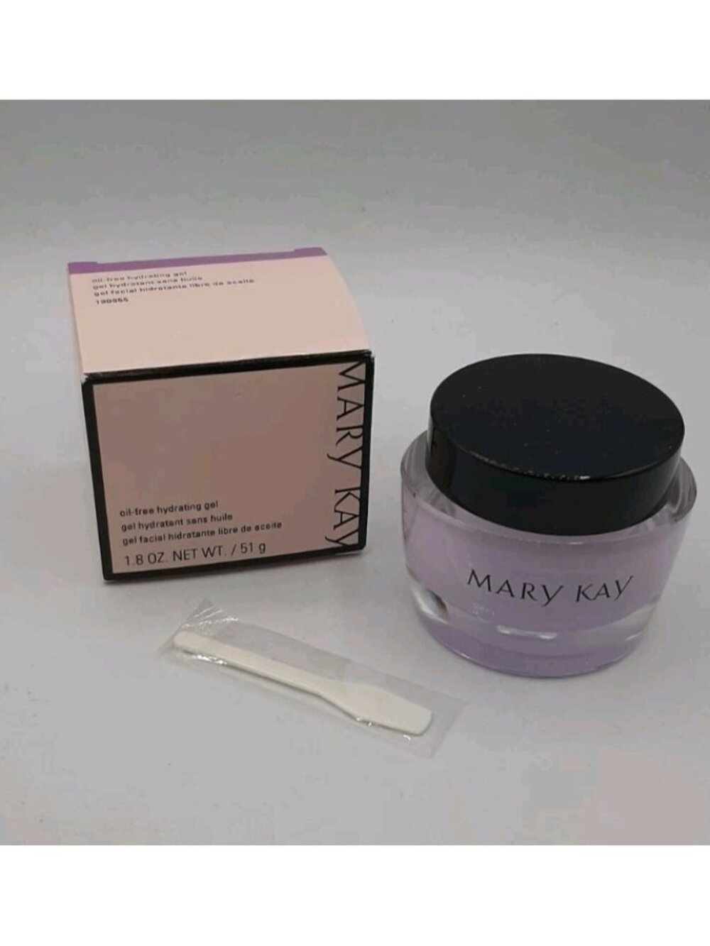 Mary Kay Oil-Free Hydrating Gel Facial Moisturizer 1.8 oz Lavender NEW Spatula